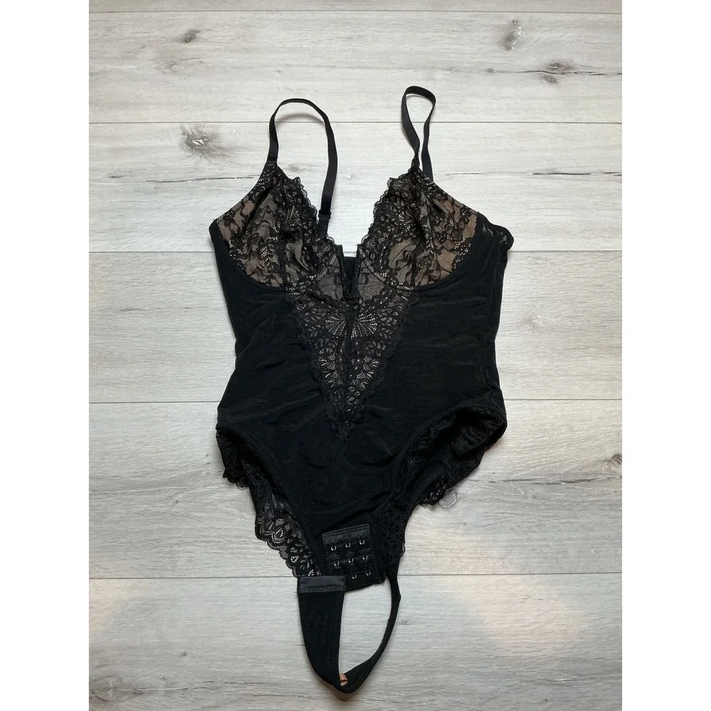 Popilush Black Lace Trim Body‎ Shaper Bodysuit Contour Fit Small New With Tags